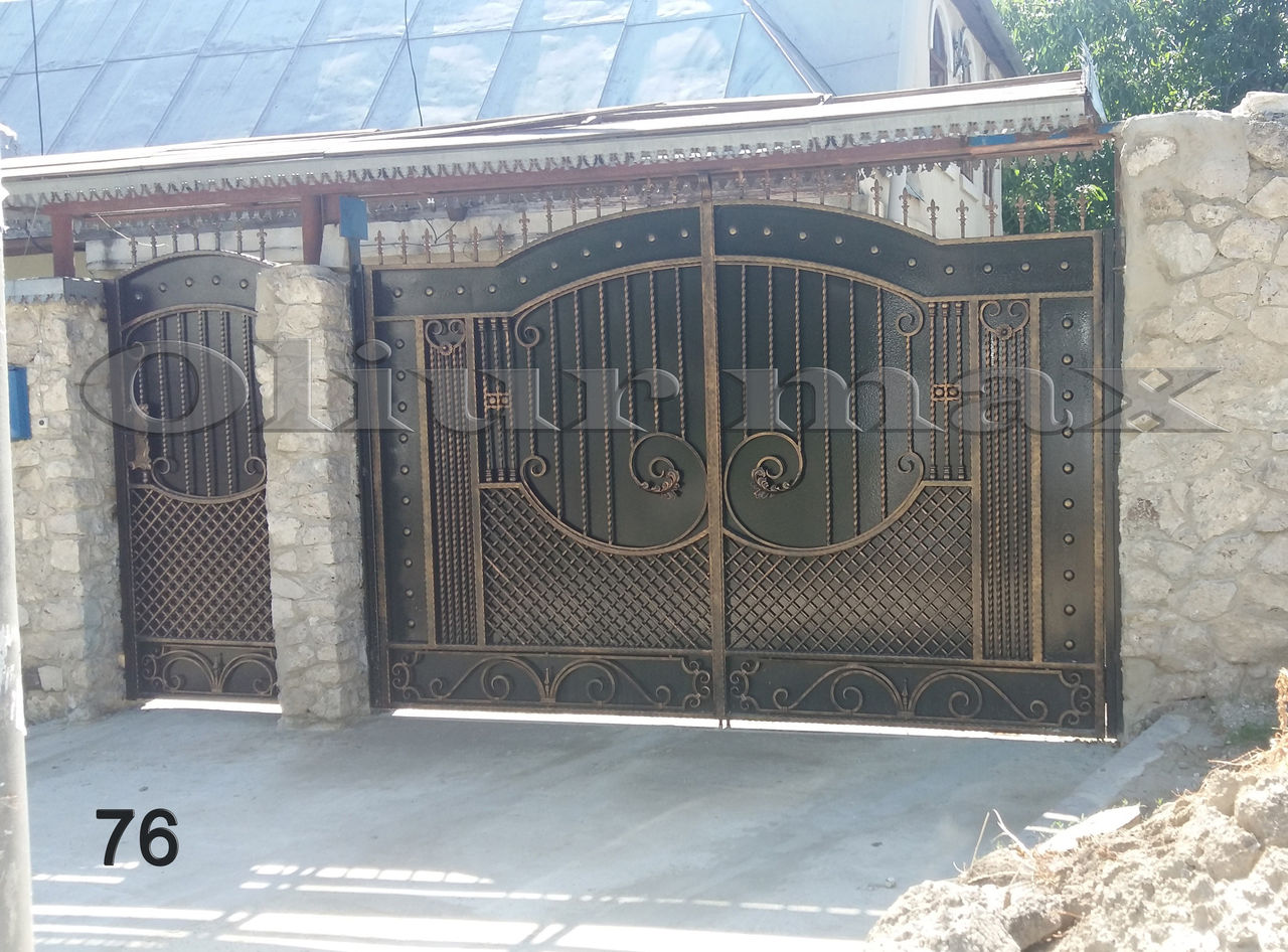 Balustrade, porți, copertine, garduri, gratii , uși metalice și alte confecții din fier forjat. imagine 5