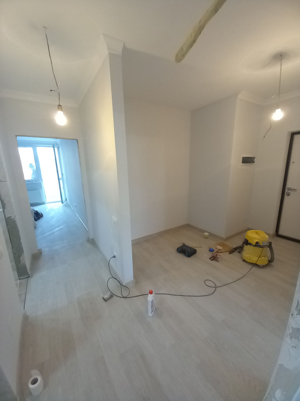 Lucrari de interior,tencuiala pregatire pentru vopsire imagine 6