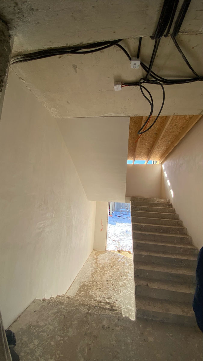 Lucrari tencuială (șcaturcă), reparație la cheie imagine 2