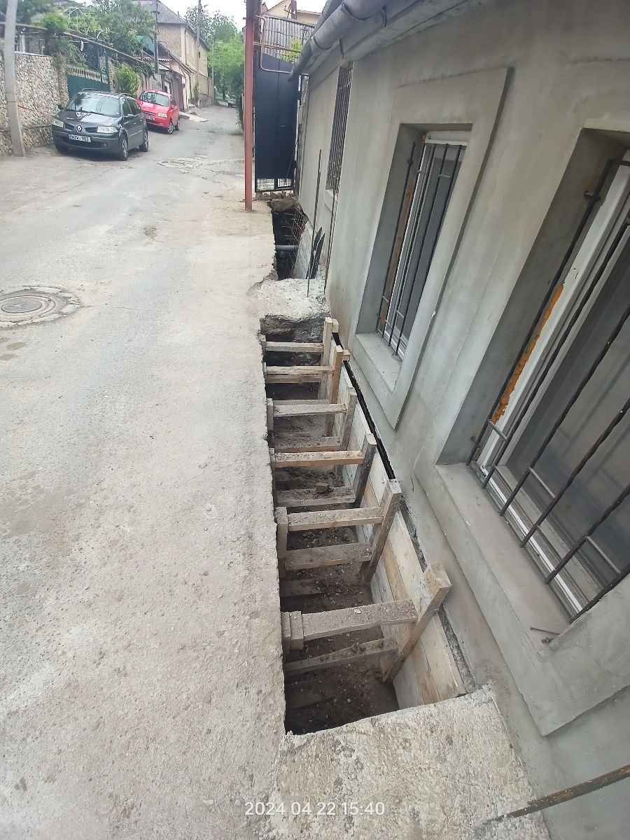 Reparația fundațiilor vechi. Hidroizolarea. Executăm și lucrări de urgență 24/24! imagine 3