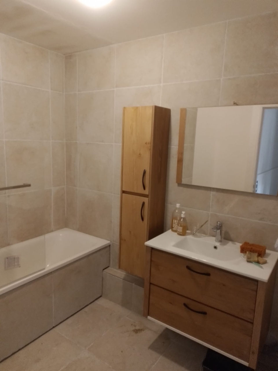 Reparatia grupurilor sanitare . Ремонт ванных комнат. Качественно изображение 3