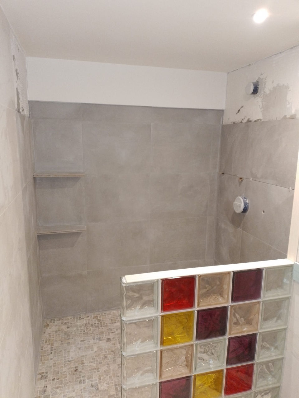 Reparatia grupurilor sanitare . Ремонт ванных комнат. Качественно изображение 12