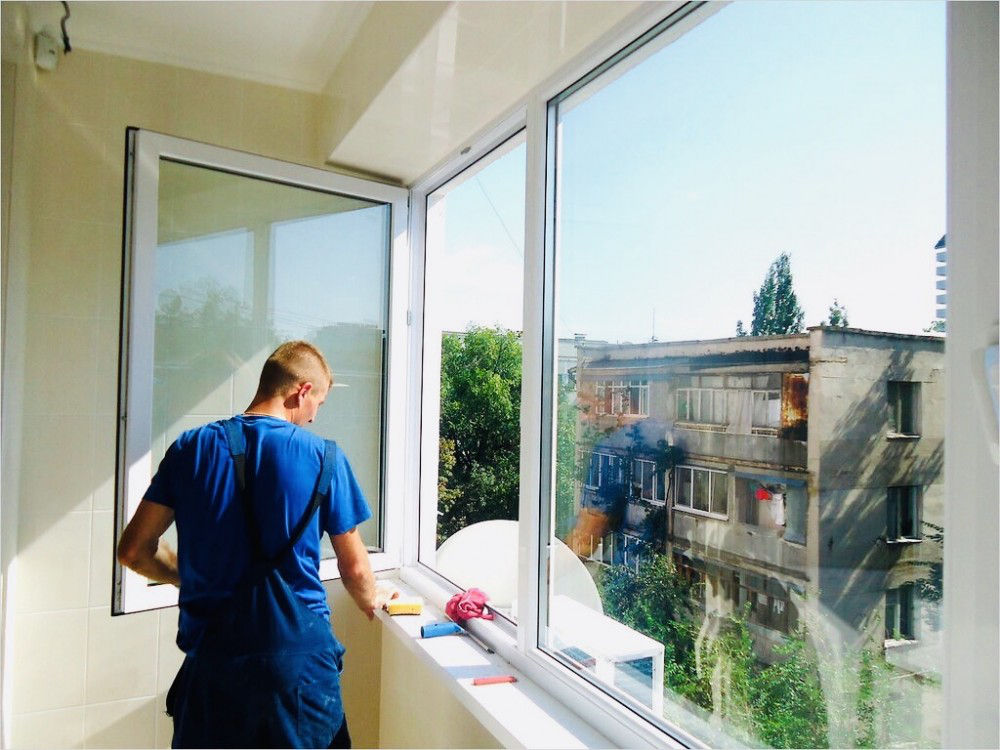 Spalare geamuri la domiciliu / Curatenie / Уборка imagine 2